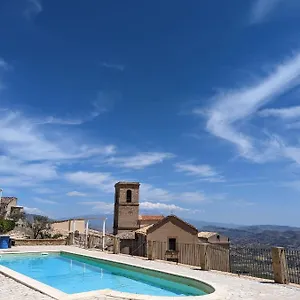 Apartment Al Borgo - Diffuso, Agira